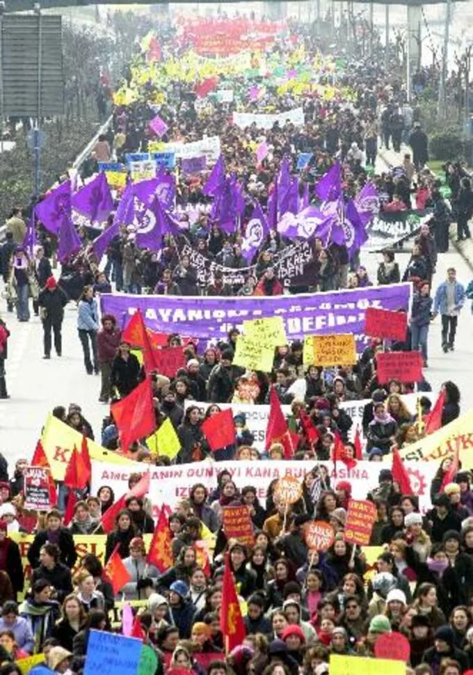 2003 Abidei Hurriyet Meydani Sisli Gunduz Miting