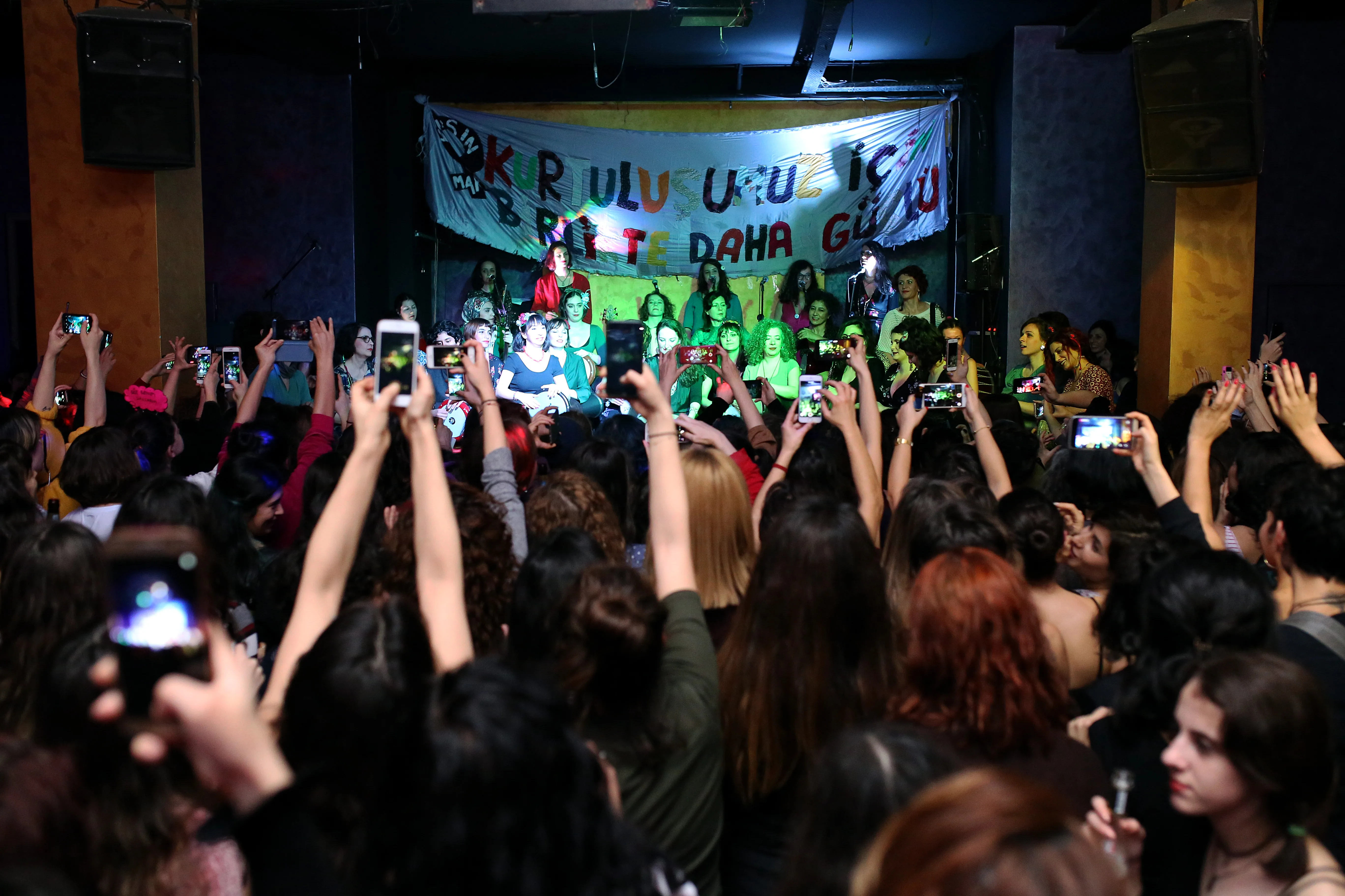 2018 Feminist Gece Yuruyusu Parti 3